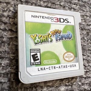 Yoshi’s New Island Nintendo 3DS Authentic Cartridge Only Tested